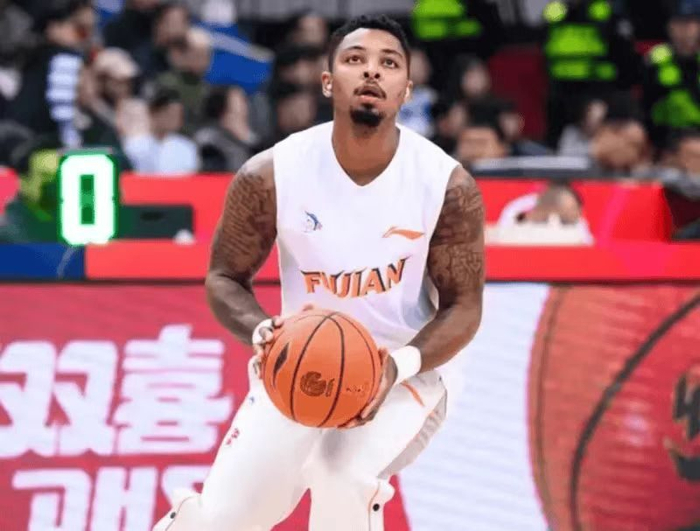 福建队爆冷逆转青岛队 冲击季后赛席位