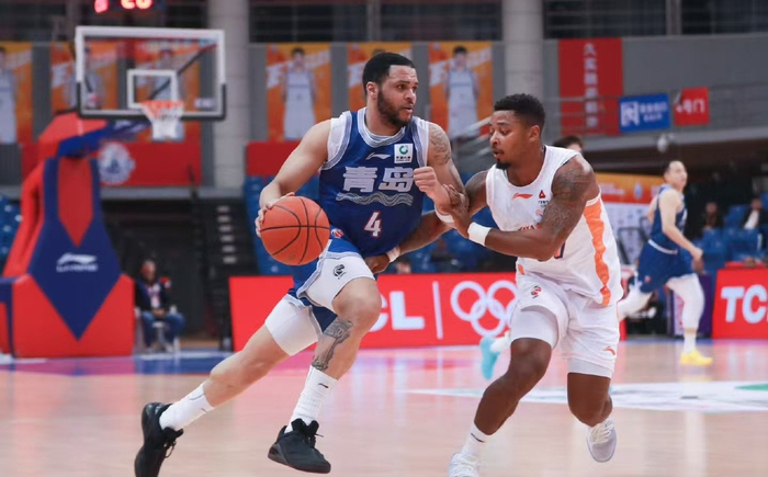 福建队爆冷逆转青岛队 冲击季后赛席位