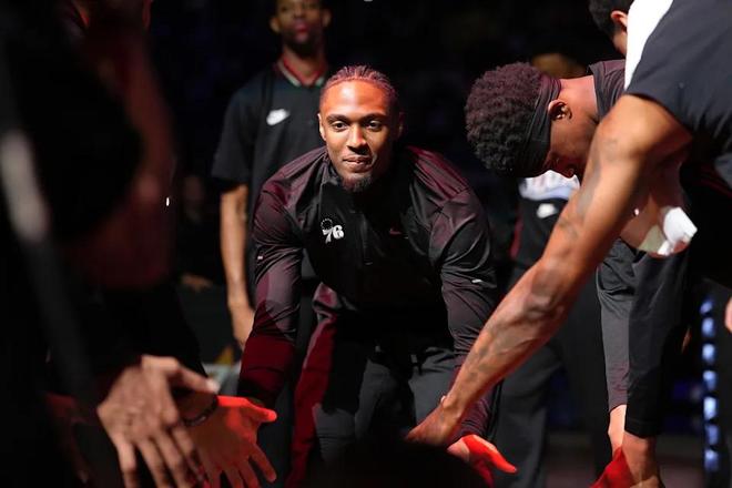 76人启用新秀中锋应对恩比德缺阵 附加赛生死战