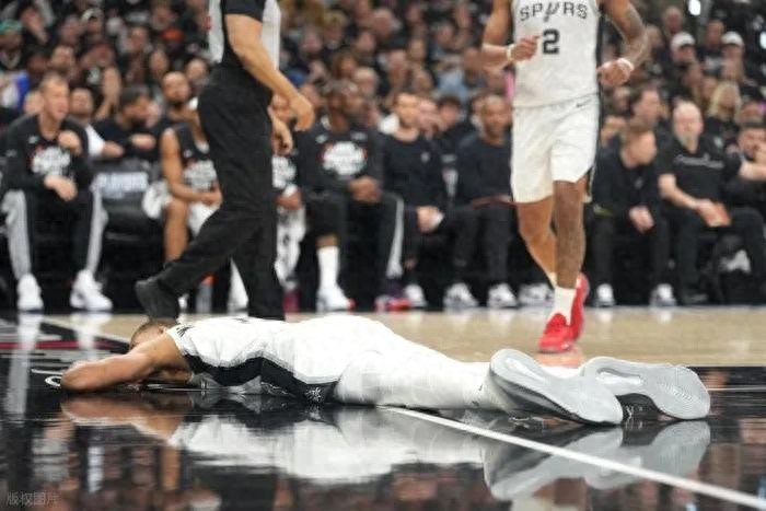 NBA季后赛第二战四大焦点：伤病危机、雷霆横扫